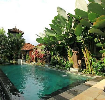 Bale Bali Inn Ubud Exterior foto